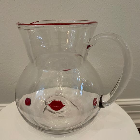 Hearts & Kisses Valentine RED LIPS Glass Pitcher 10in Viral Tik Tok New - Picture 2 of 16